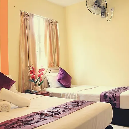 Sun Inns Hotel Meru Raya Chemor Exterior photo