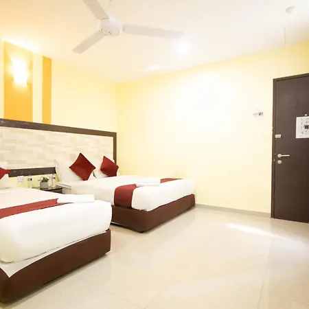 Sun Inns Hotel Meru Raya Chemor Exterior photo